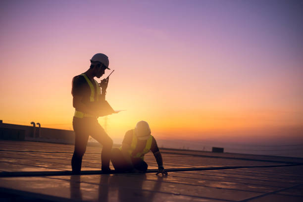 Best Roof Waterproofing Services  in Lipatria, CA